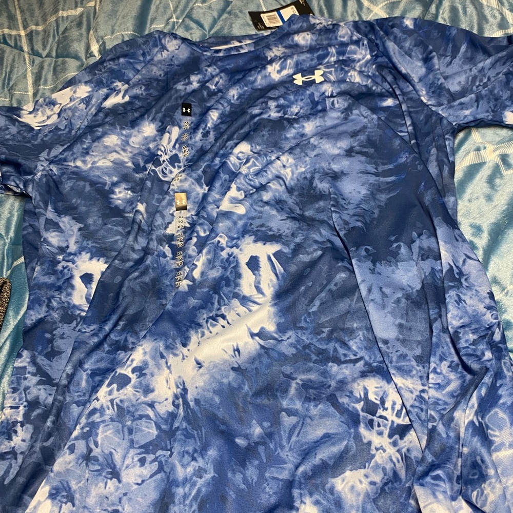 Mens under armour t shirt